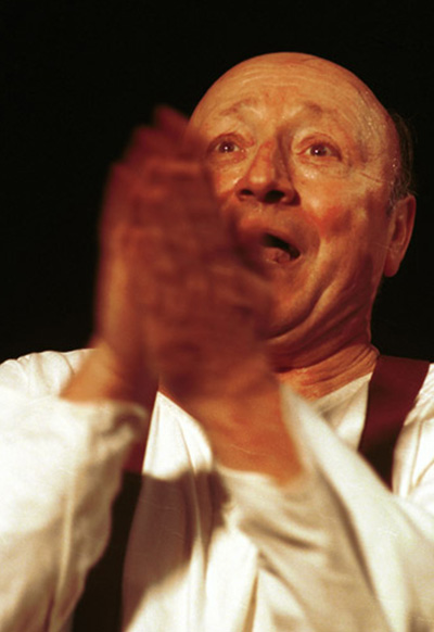 o noapte furtunoasa, 1998 - mihai maniutiu