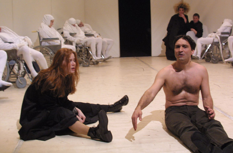 tragica istorie a doctorului faust, 2003 - mihai maniutiu