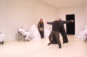 tragica istorie a doctorului faust, 2003 - mihai maniutiu