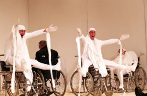 tragica istorie a doctorului faust, 2003 - mihai maniutiu